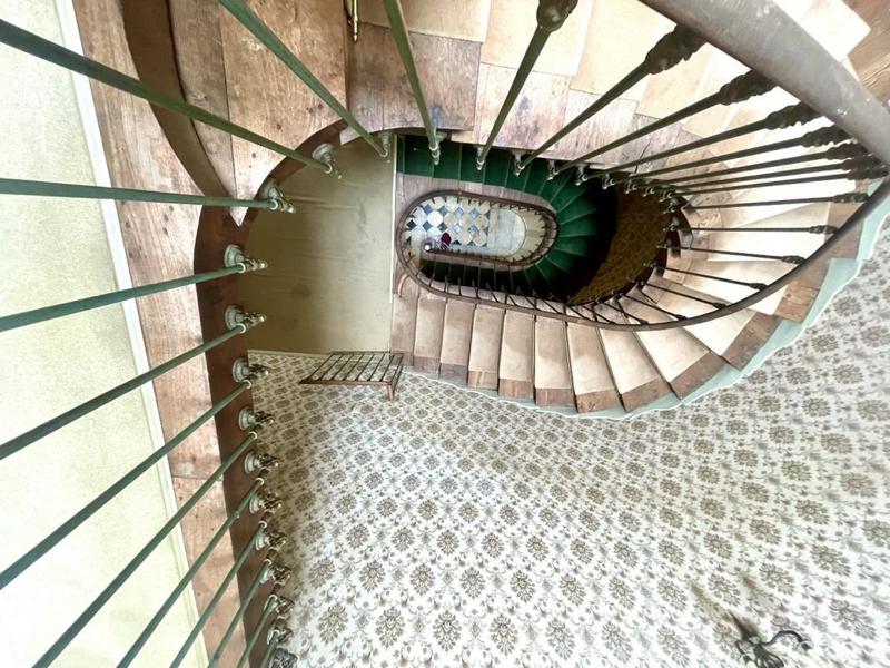 Hôtel particulier - 471 m² - 14 pièces