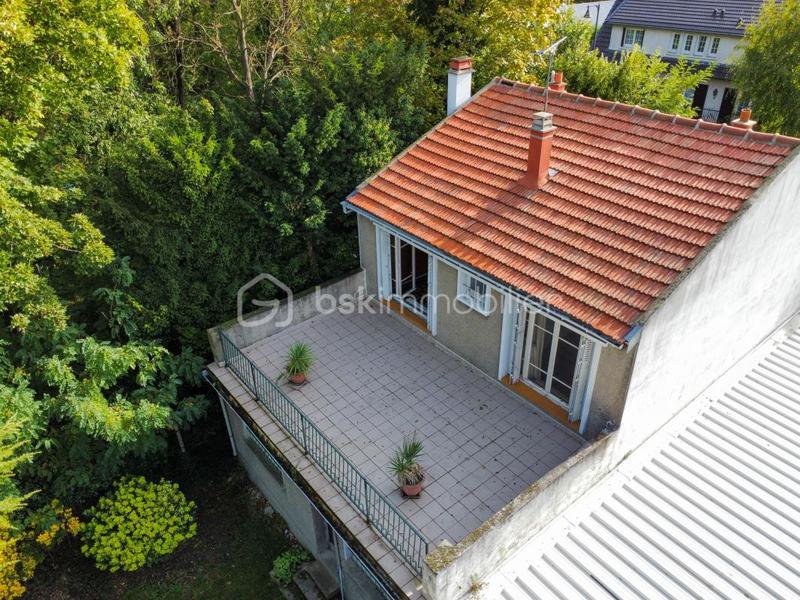 Maison traditionnelle - 126 m² - 5 pièces