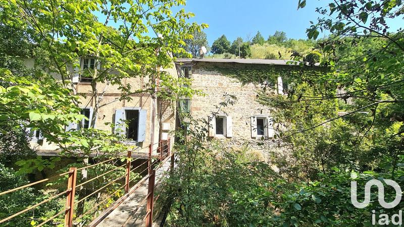 Maison - 630 m² - 10 pièces