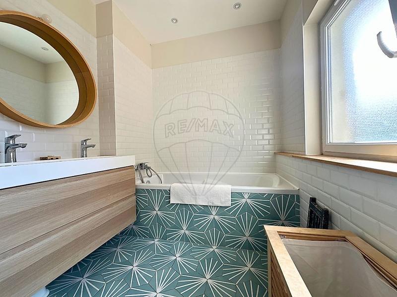 Maison - 115 m² - 6 pièces