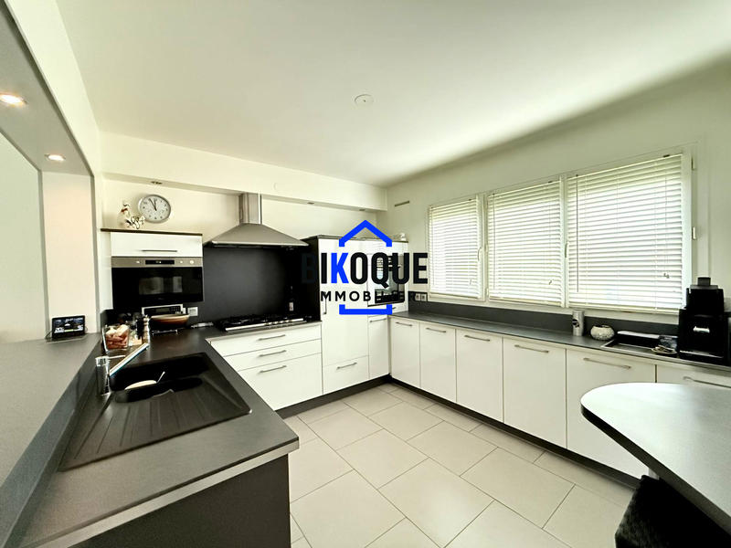 Maison - 100 m² - 5 pièces