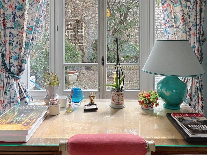 Maison bourgeoise - 353 m² - 13 pièces