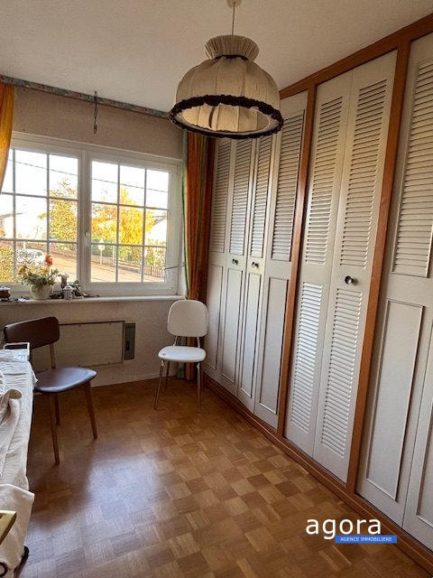 Maison - 137 m² - 6 pièces