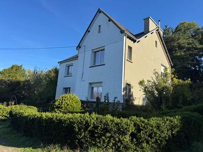 Demeure - 210 m² - 7 pièces