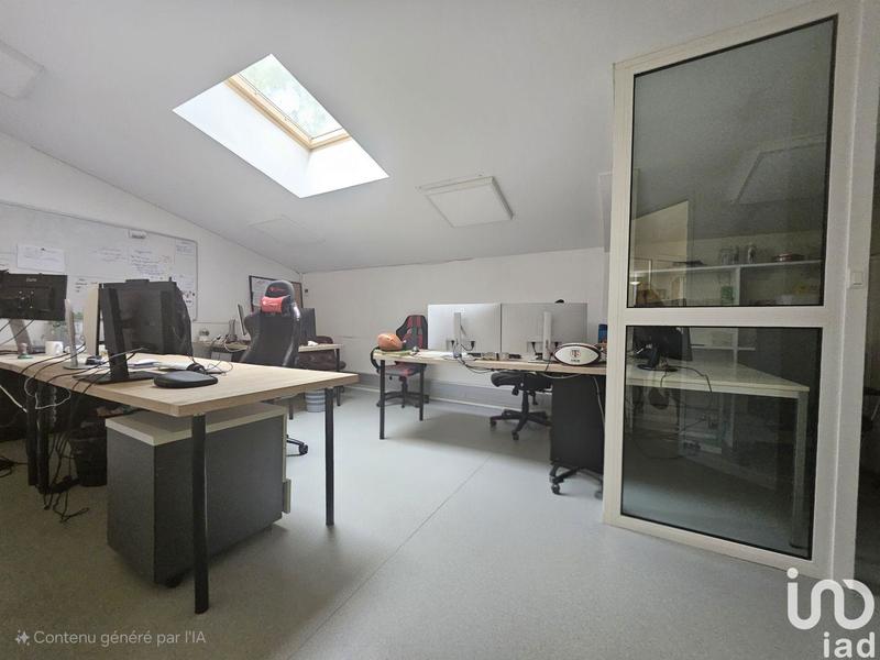 Local commercial - 302 m²