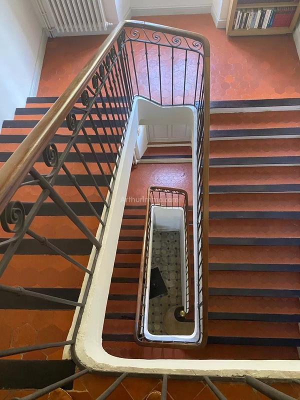 Maison - 433 m² - 15 pièces