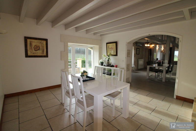 Maison ancienne - 250 m² - 9 pièces