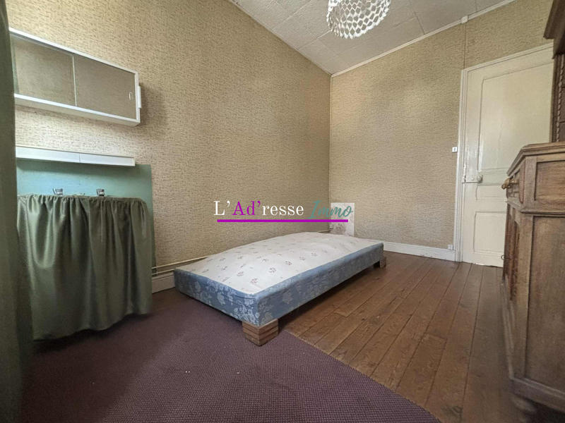 Maison - 92 m² - 6 pièces