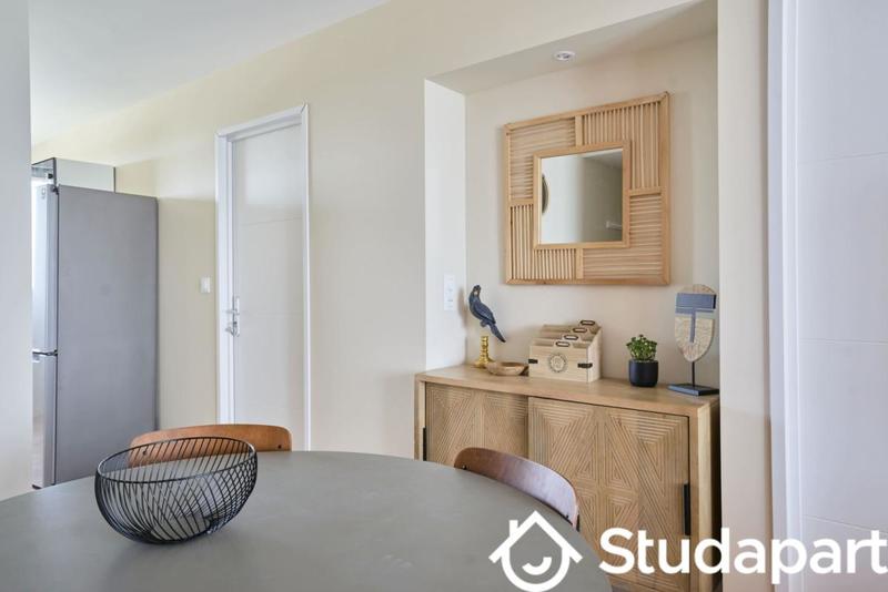 Chambre - 12 m² - 1 pièce