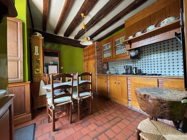 Maison ancienne - 215 m² - 7 pièces