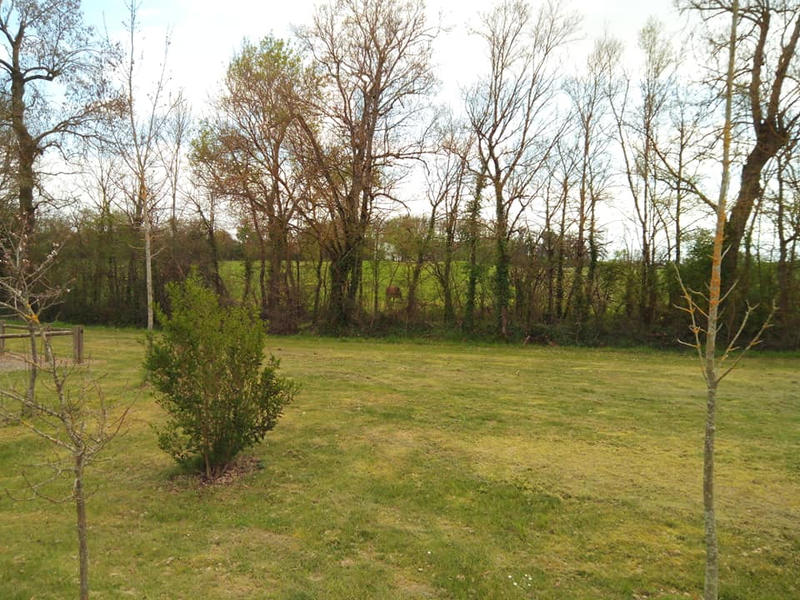 Terrain constructible - 1 594 m²