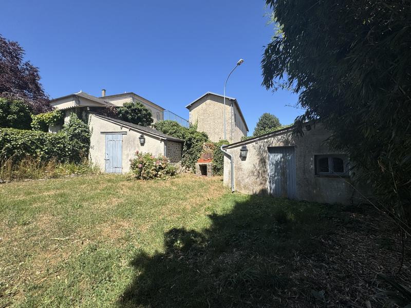 Maison - 197 m² - 8 pièces