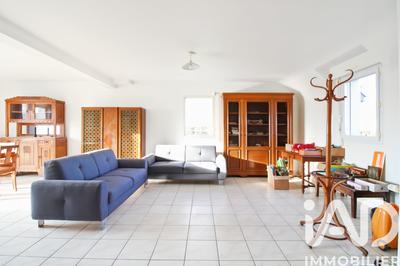 Maison - 94 m² - 4 pièces