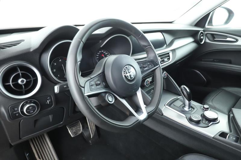 Alfa Romeo Stelvio 2.2 Diesel Business At8 180 ch