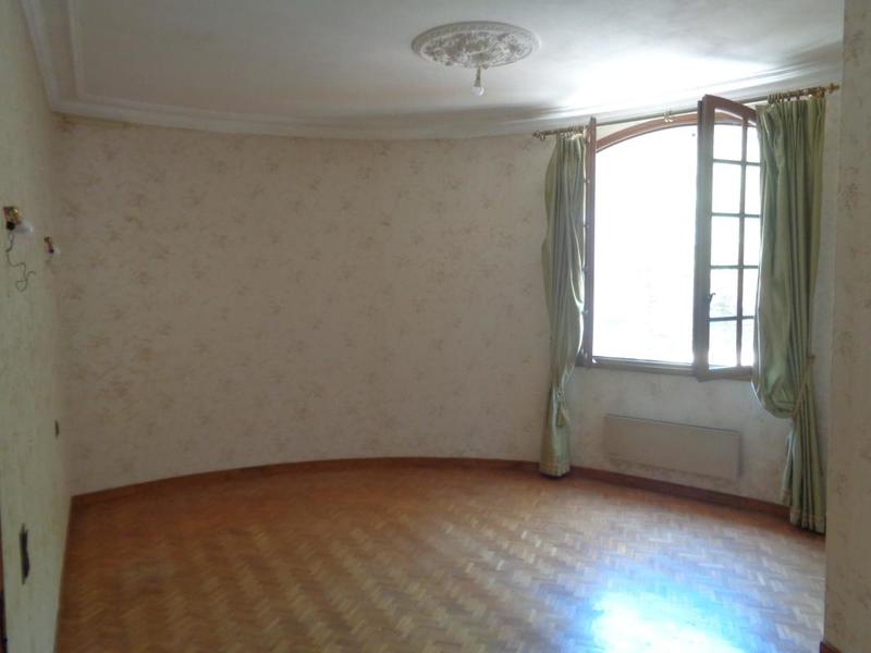 Maison bourgeoise - 251 m² - 6 pièces