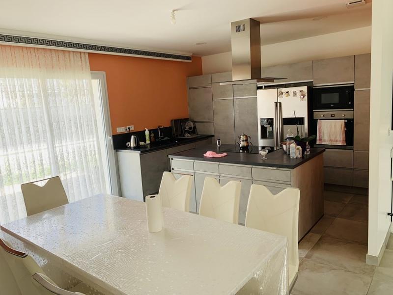 Maison - 149 m² - 6 pièces