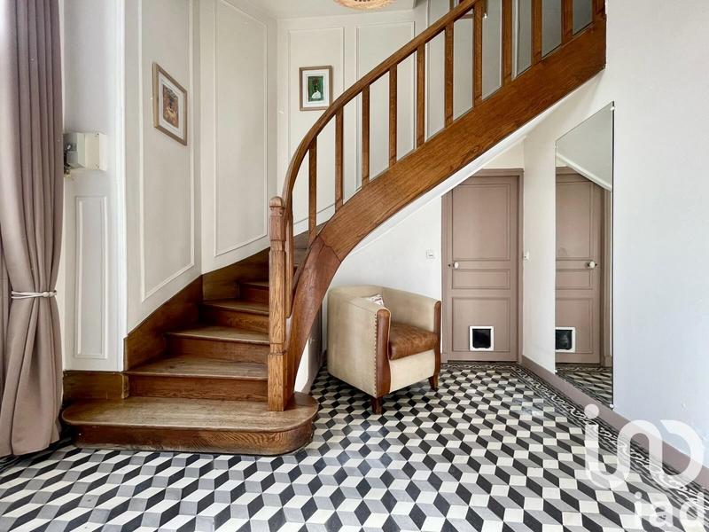 Maison de ville - 201 m² - 6 pièces