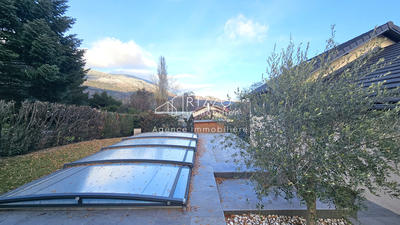 Maison - 127 m² - 5 pièces