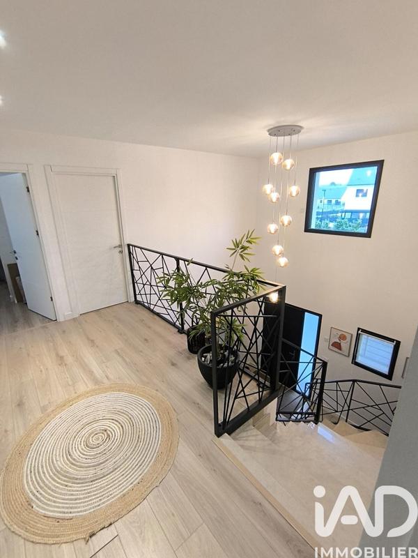 Maison - 155 m² - 6 pièces