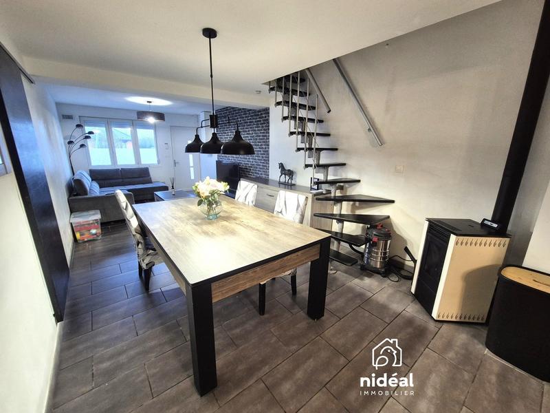 Maison - 108 m² - 4 pièces