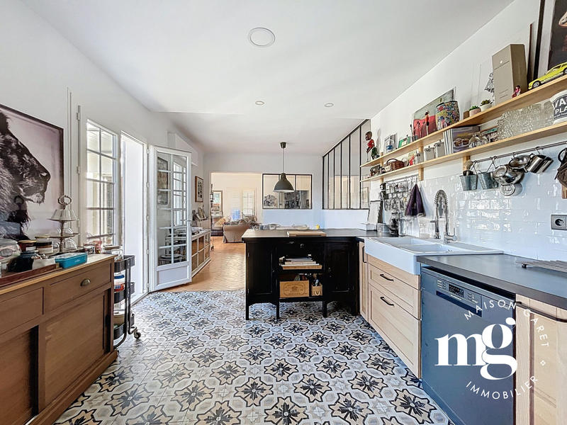 Maison - 192 m² - 6 pièces