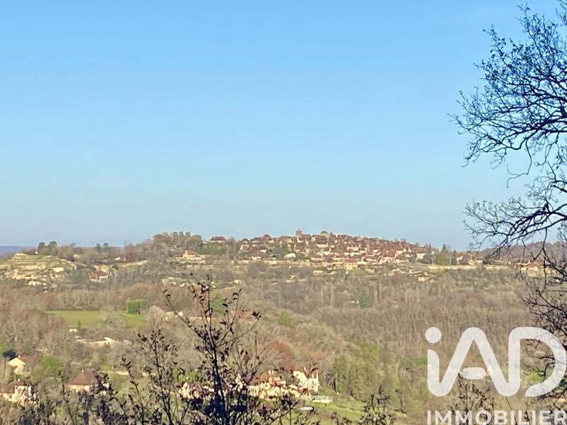 Maison - 138 m² - 2 pièces