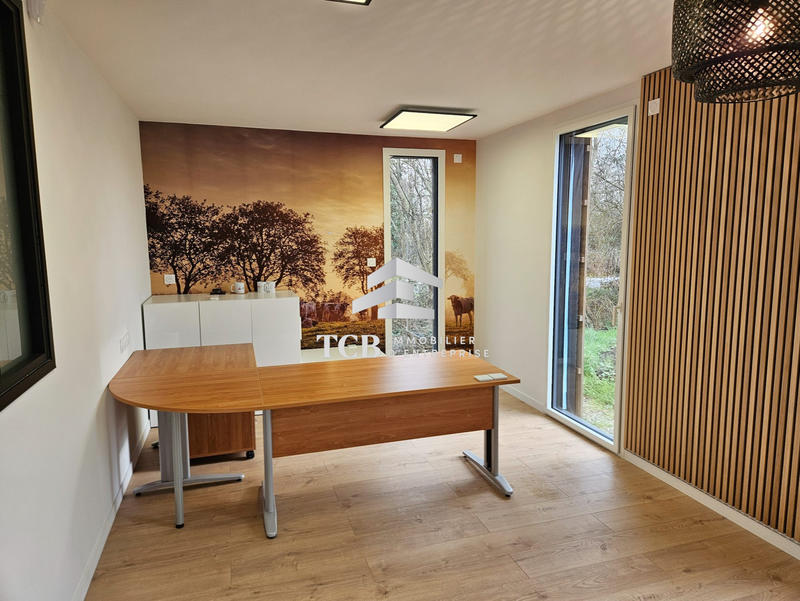 Local d'activités - 380 m²