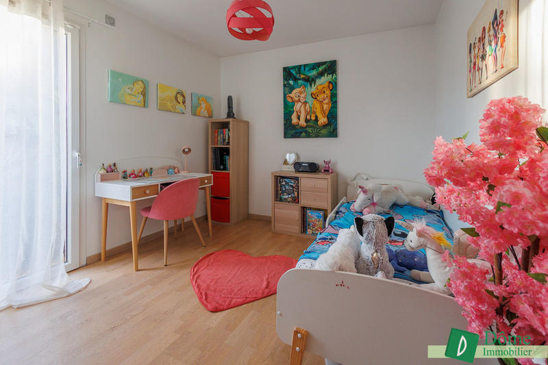 Appartement - 92 m² - 4 pièces