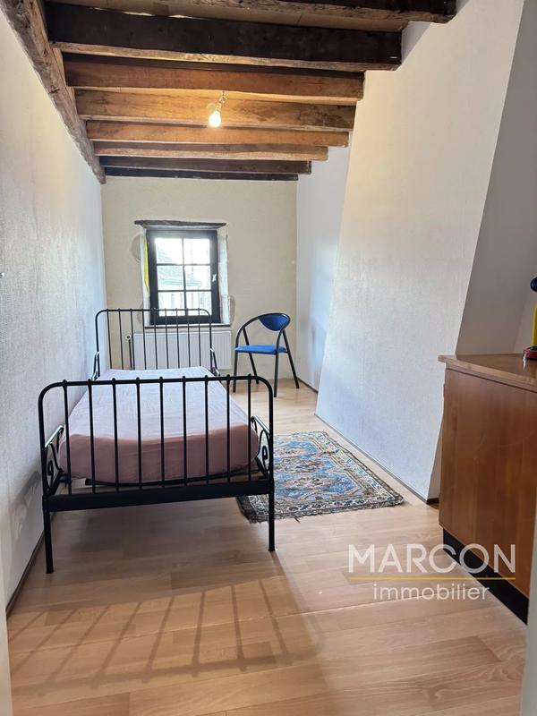 Maison - 197 m² - 7 pièces