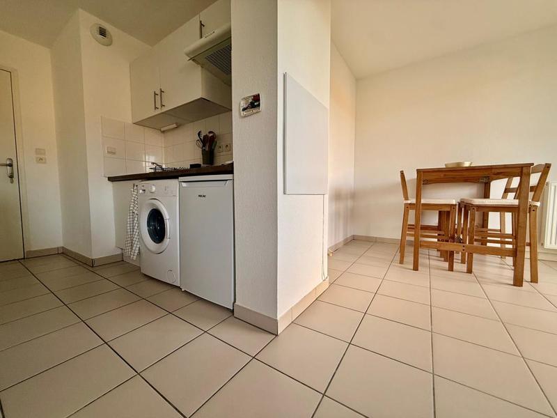 Studio - 28 m² - 1 pièce