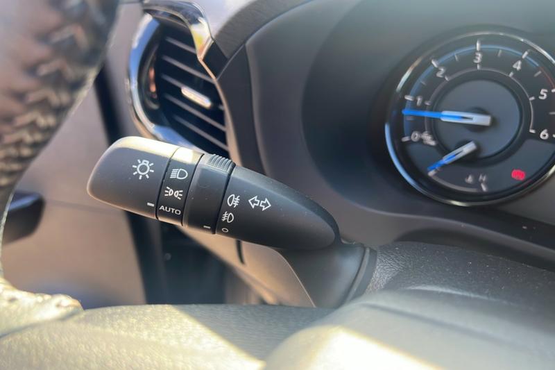 Toyota Hilux X-Tra d-4d 204 Bva Invinc