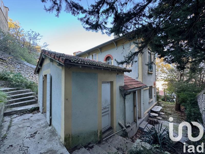 Maison - 163 m² - 8 pièces