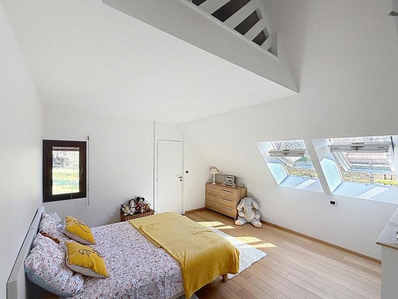 Maison - 235 m² - 7 pièces