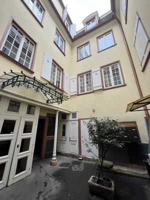 Appartement - 140 m² - 5 pièces