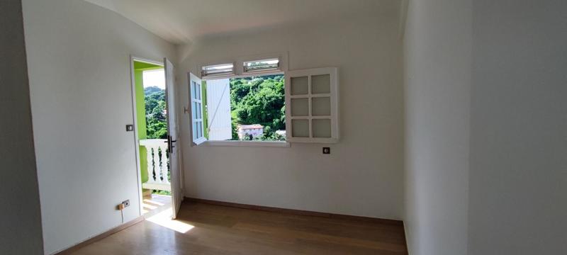 Appartement - 198 m² - 4 pièces