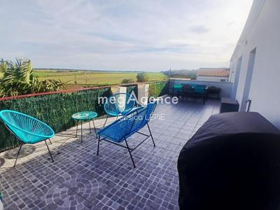 Maison - 95 m² - 4 pièces