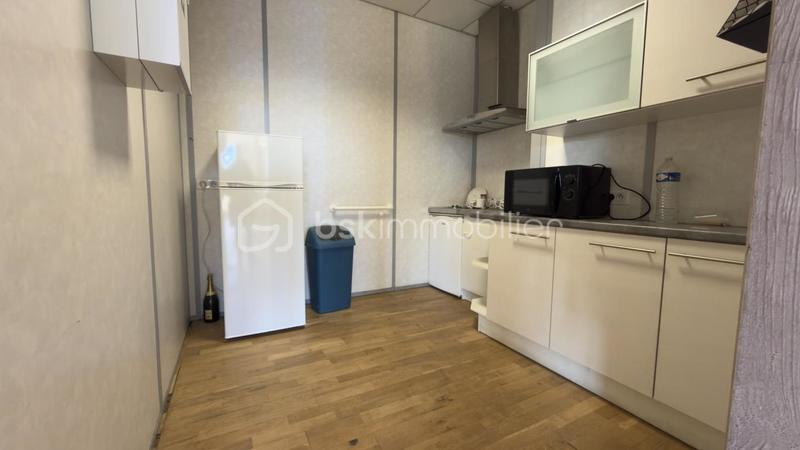 Atelier d'activités - 514 m² - 5 pièces