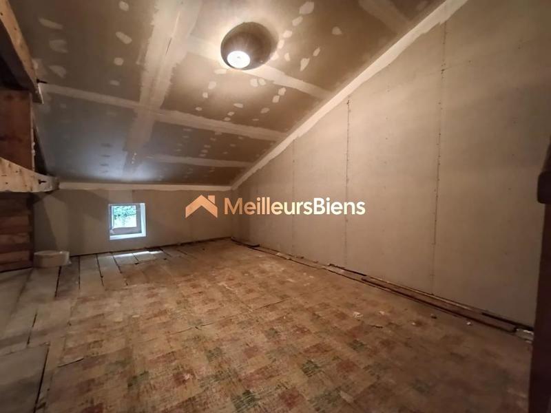 Maison - 105 m² - 4 pièces