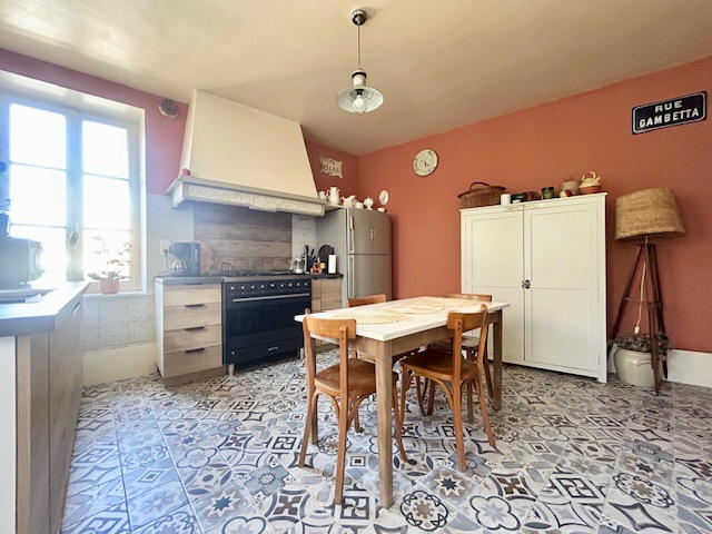 Maison - 160 m² - 6 pièces