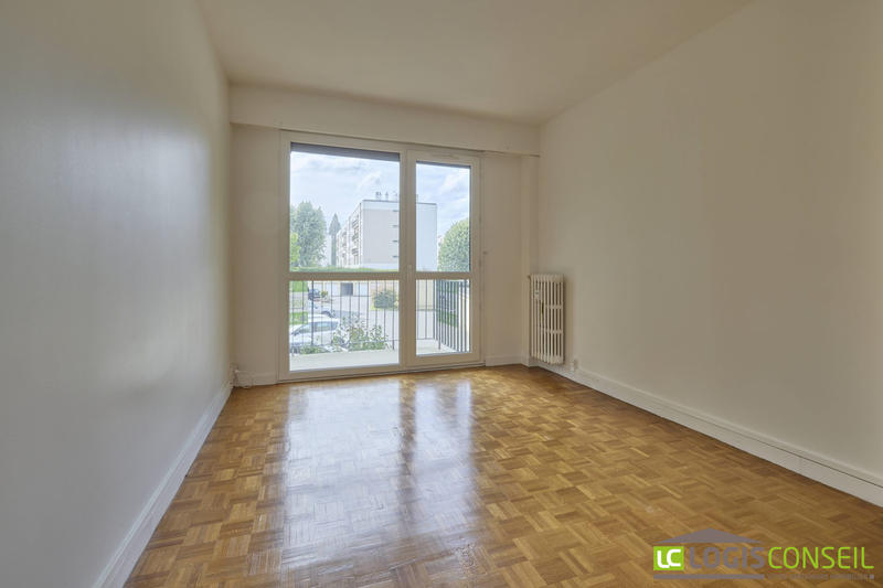 Appartement - 100 m² - 4 pièces