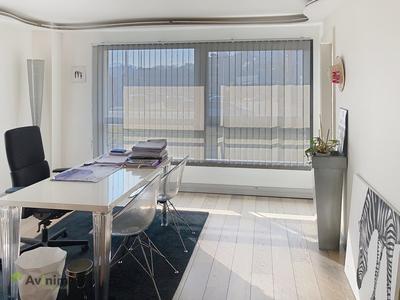 Bureau - 159 m²