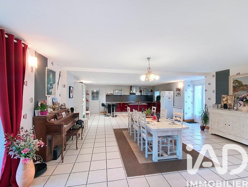 Maison de campagne - 313 m² - 9 pièces