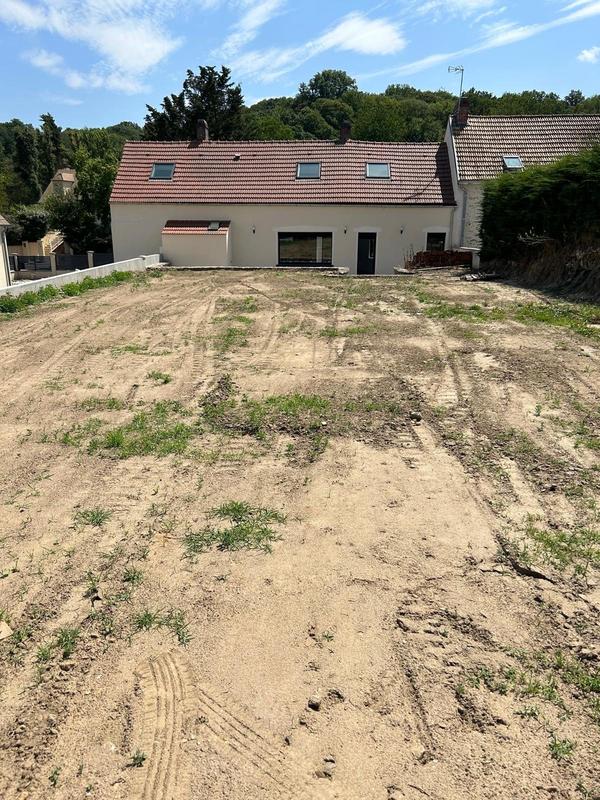 Maison - 140 m² - 4 pièces