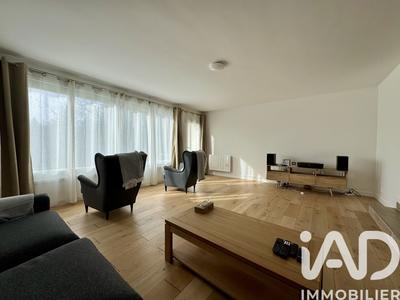 Maison - 428 m² - 14 pièces