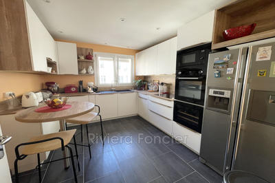 Appartement - 107 m² - 3 pièces