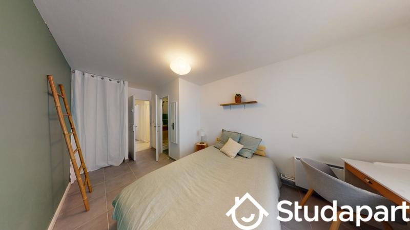 Chambre - 10 m² - 1 pièce