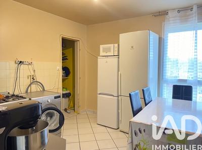 Appartement - 90 m² - 4 pièces