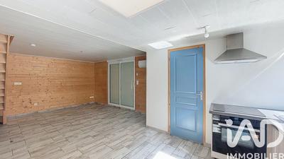 Maison - 170 m² - 8 pièces