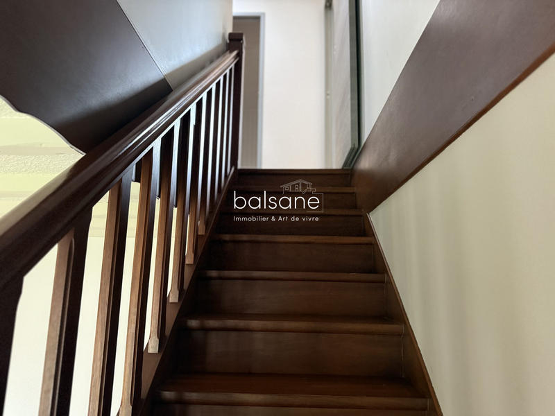 Maison - 127 m² - 7 pièces