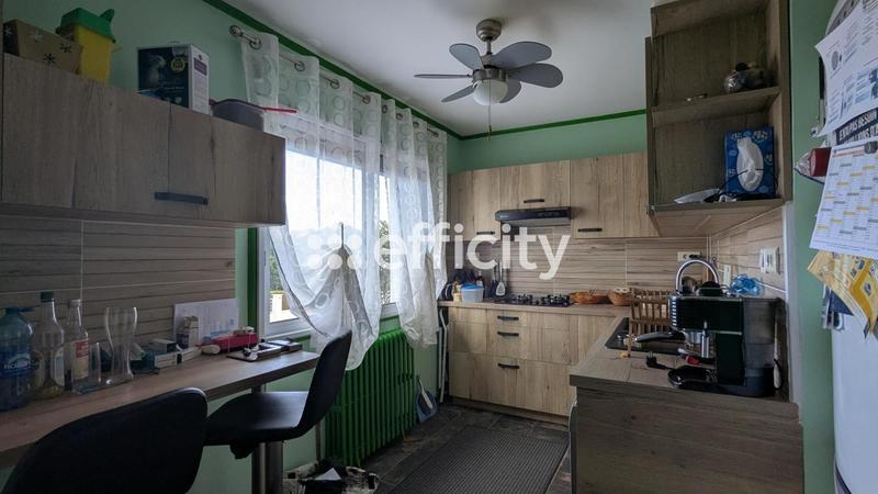 Maison - 77 m² - 6 pièces